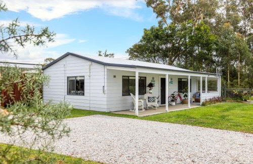 Callala Bay House | Callala Bay Gem - Jervis Bay - Pet Friendly Getaway with Spa