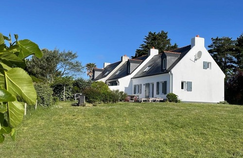 Bangor House | Calm 3-bedroom house near beaches and shops in Bangor