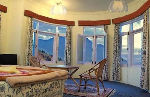 Brein House | Calm Holiday inn