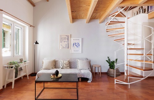 Old Town Apartment | Calypso Apartment by Konnect, Corfu Old Town