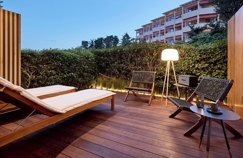 Vouliagmeni Apartment | Cama Luxury Suites Kavouri
