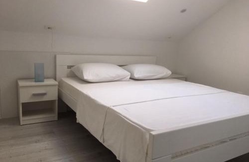 Kastel Kambelovac Apartment | Cambi 11