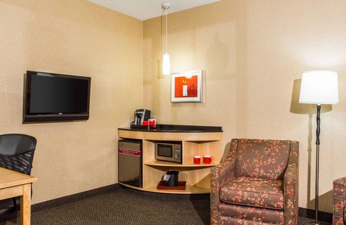 Traverse City Hotel | Cambria Hotel Traverse City