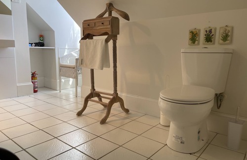 Geeveston Bed & Breakfast | Cambridge House