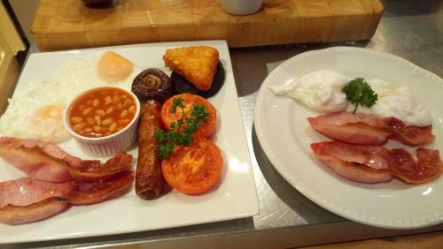 Weston-super-Mare Bed & Breakfast | Camellia Lodge Guest House