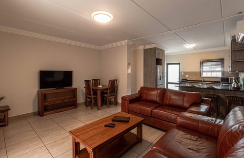 Potchefstroom Apartment | Camelot Guest House & Apartments