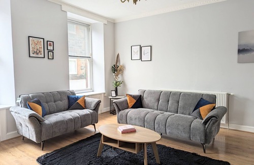 Campbeltown Apartment | Campbeltown Central - Apartment Modern
