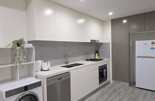 Camperdown Apartment | Camperdown one 07 Close to bus stop and SYD CBD