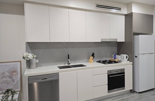 Camperdown Apartment | Camperdown one 08 Close to bus stop & SYD CBD easy
