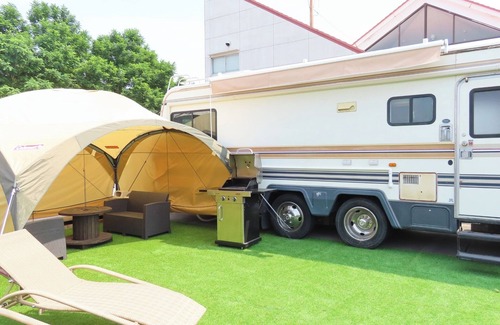 Konohana Hotel | Campervan DX Twin up to 4 people with pool sho/Osaka Ōsaka