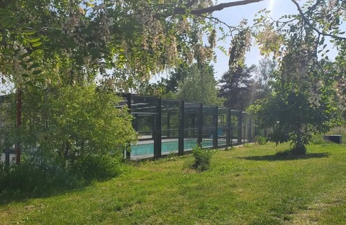 Mont-pres-Chambord House | Camping 3 étoiles - Piscine - ccbadca