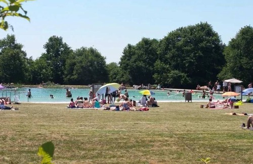 Mont-pres-Chambord House | Camping 3 étoiles - Piscine - ccbagfe
