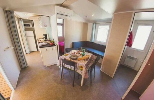 Saint Alban Auriolles House | Camping 3 étoiles - ccaiiba