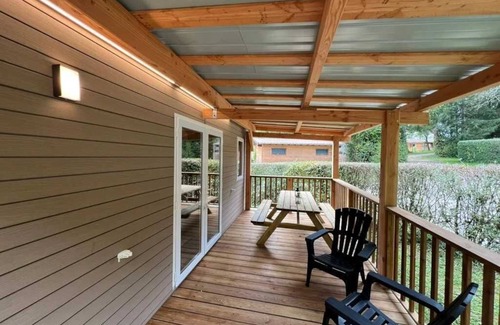 Levier House | Camping 3 étoiles - Piscine - ccbbdhd