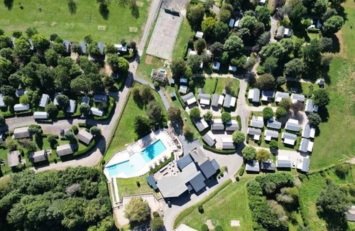 Saint-Geniez-d'Olt House | Camping 4 étoiles - Parc aquatique - efah0d