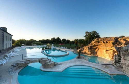 Quimper House | Camping 5 étoiles - Parc aquatique - eebidb