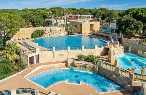 Le Muy House | Camping 5* | Super Parc Aquatique