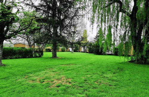 Charlieu House | Camping - ccbbcae - Two Bedroom Apartment, Sleeps 6