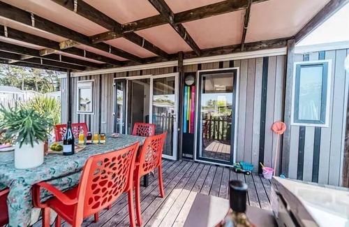 Brem Sur Mer House | Camping L'Océan * - Mobile Home Trio Premium 4 Rooms 6 People Jacuzzi + Air Conditioning + TV