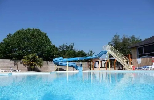 Fouesnant House | Camping La Roche Percée * - Comfort mobile home 3 rooms 4/5 people