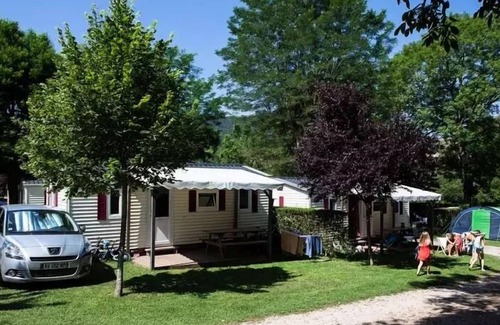 Meyrueis House | Camping le Jardin des Cévennes* - Mobil-Tent Tithome 3 rooms 4/5 people Without Sanitary
