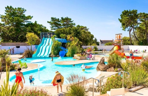 Plouhinec House | Camping Le Moténo * - OPAL Cottage 4 Rooms 6 People + TV