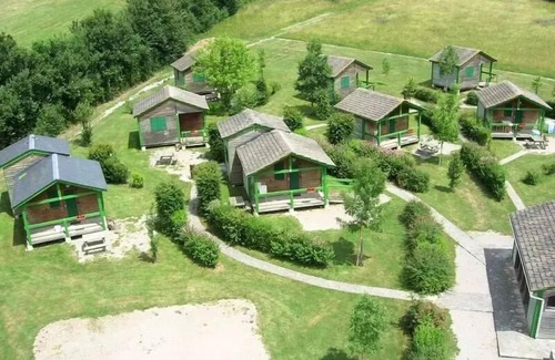 Recoules-Previnquieres Ski Chalet | Camping Le Plô * - Chalet 6 people
