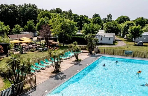 Saint-Paul-en-Born House | Camping maeva Escapades La Clairière **** - Mobil-Home Confort+ 3 Rooms 4 People + TV