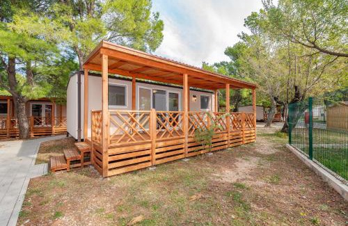 Starigrad Resort | Camping Paklenica