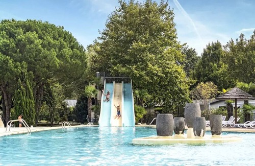Mauzac House | Camping Séquoia Parc* - Cottage Privilège Plus TV LV Air conditioning 3 rooms, 2 shower rooms 4 people