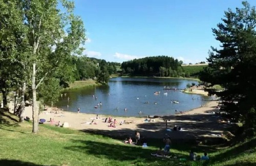 Champagnac-le-Vieux House | Campsite La Chanterelle* - Mobile Home Ophéa 3 Rooms 4 People