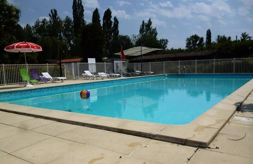 Moncrabeau House | Campsite Le Mouliat * - Chalet on stilt, 2 bedrooms, 27m2 + 13m2 5 people