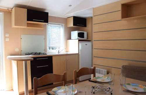 Jard-sur-Mer House | Campsite maeva Breathe Summer fragrances * - Mobil-Home ESSENTIAL 3 Rooms 4/6 People + TV