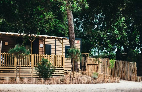 Jard-sur-Mer House | Campsite maeva Breathe Summer fragrances * - Mobil-Home ESSENTIAL 3 Rooms 4/6 People + TV