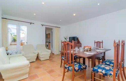 Porreres Apartment | Can Salas - Apartment In Porreres. Free Wifi