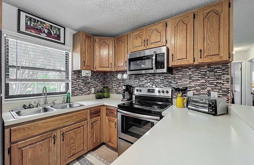 Leesburg House | Canal Front Home on the Harris Chain of Lakes!