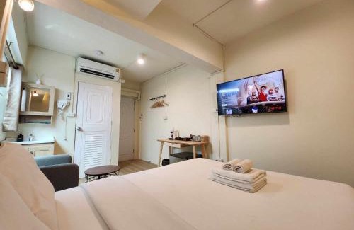 Sao Chingcha House | Canal View Lo-ha guest house, Contactless Check-in