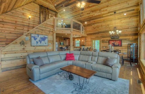 Blue Ridge Cabin | Candlestick Cottage by Escape to Blue Ridge