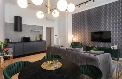 Donji Grad Apartment | Candy Cavalier Lux Zagreb Centre