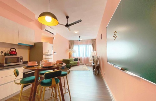 Taman Pertama Apartment | Candy Vibes Parc3 by Offweek