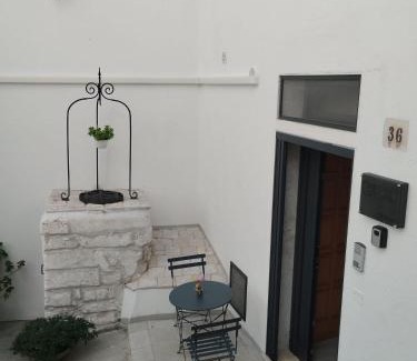 Monte Sant'Angelo Bed & Breakfast | Cantine Cippone Room