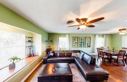 Canyon Lake House | Canyon Green