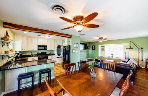 Canyon Lake House | Canyon Green