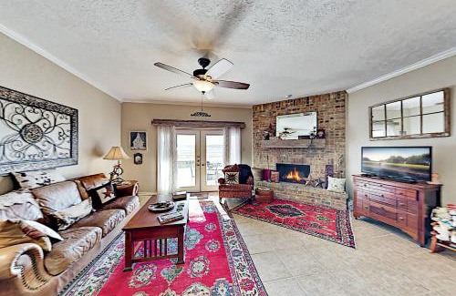 Canyon Lake Apartment | Canyon Lake Getaway