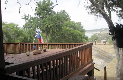 Canyon Lake House | Canyon Lake WATERFRONT House, 3 Acres and Very Large Decks!Shallow Lake Entry!