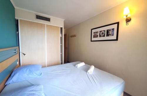 Frejus Port Apartment | CAP HERMES Vue MER Magnifique logement 6 couchages