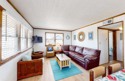 Buxton House | Cape Bottom #21B-B