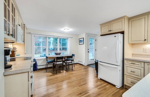 Osterville House | Cape Cod getaway near Craigville Beach