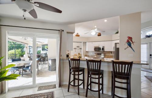 Pelican House | Cape Coral Comfort: Your 3BR Family Getaway!
