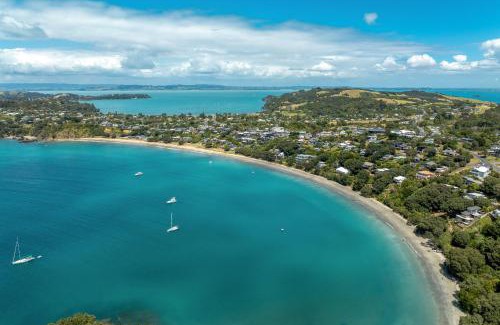 Oneroa House | Cape Cottage - Stay Waiheke